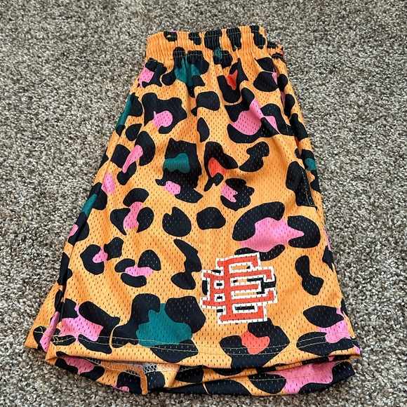 NWOT Eric Emanuel EE Shorts - Picture 3 of 4